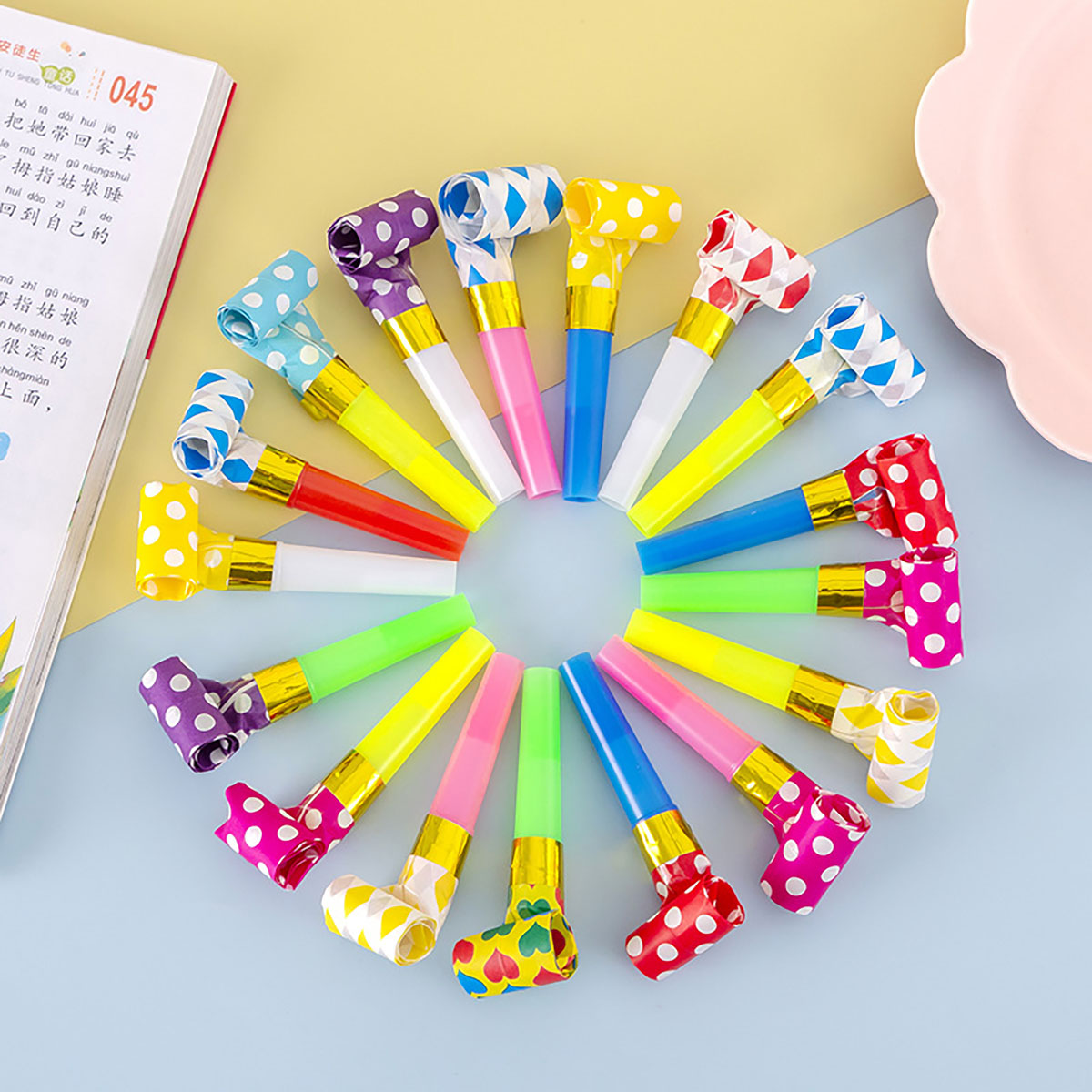 Kids Toys Easter - 30 adet renkli ıslık oyuncak komik